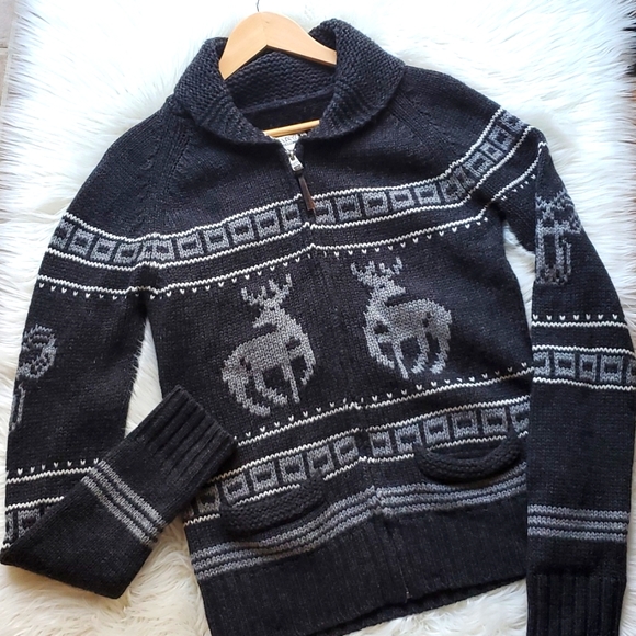 TNA Sweaters - TNA lambswool sweater